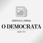 Democrata (O)